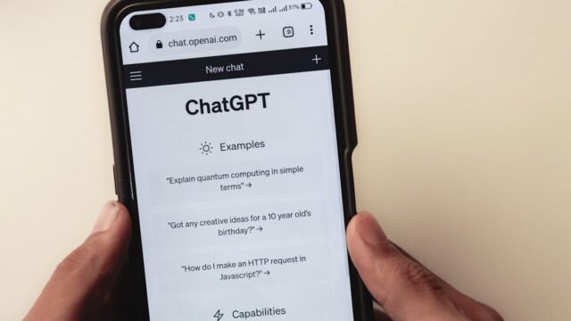 The Difference Between Virtual Assistants and Truly Sentient AI
