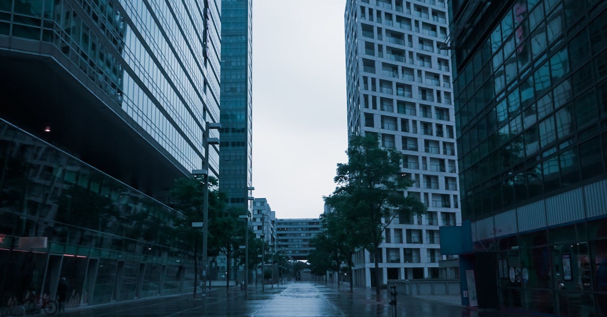 Office Occupancy Decline: Is AI to Blame?